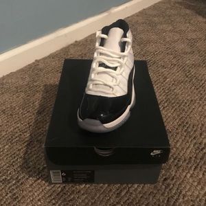 Jordan 11s